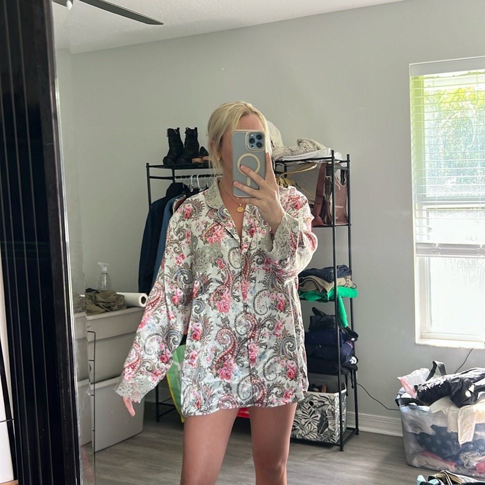 Victoria’s Secret gold label sleep shirt